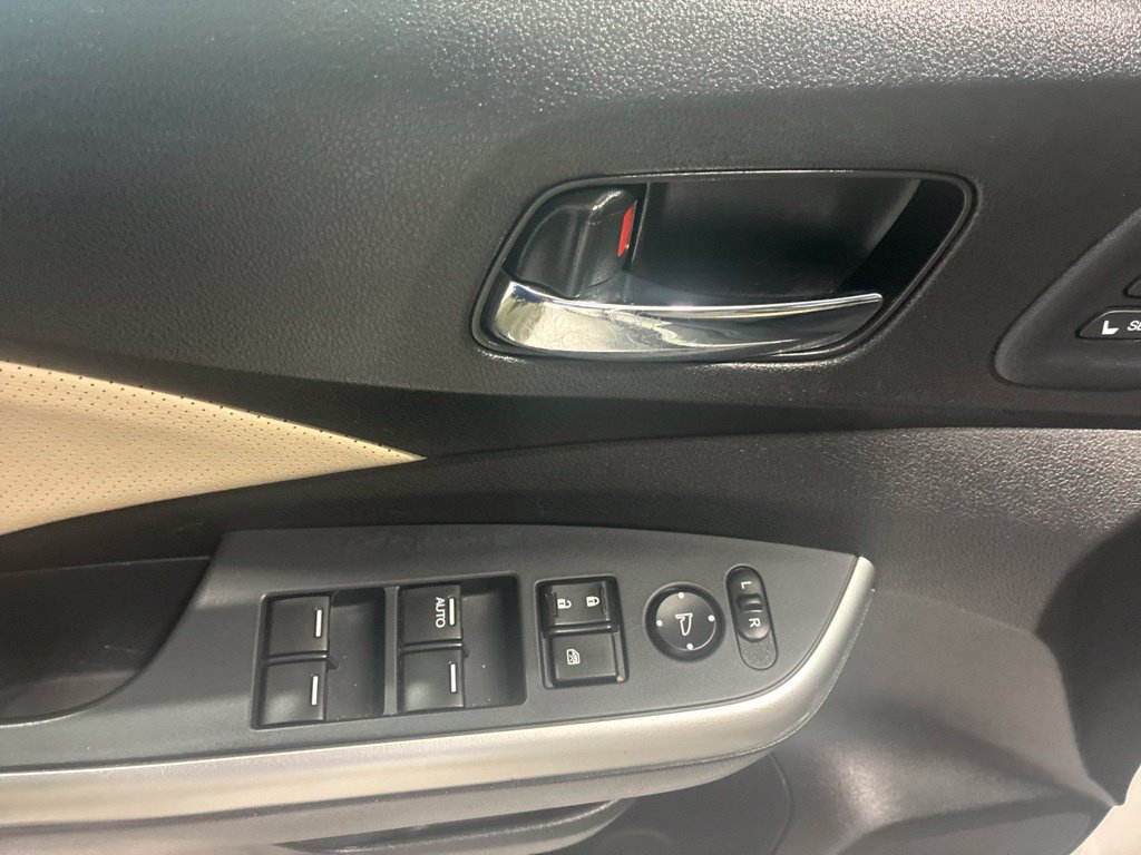 Used 2016 Honda CR-V Touring image 16