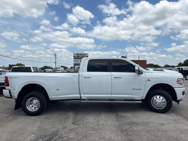 Certified 2023 RAM 3500 Laramie AWD/4WD image 5
