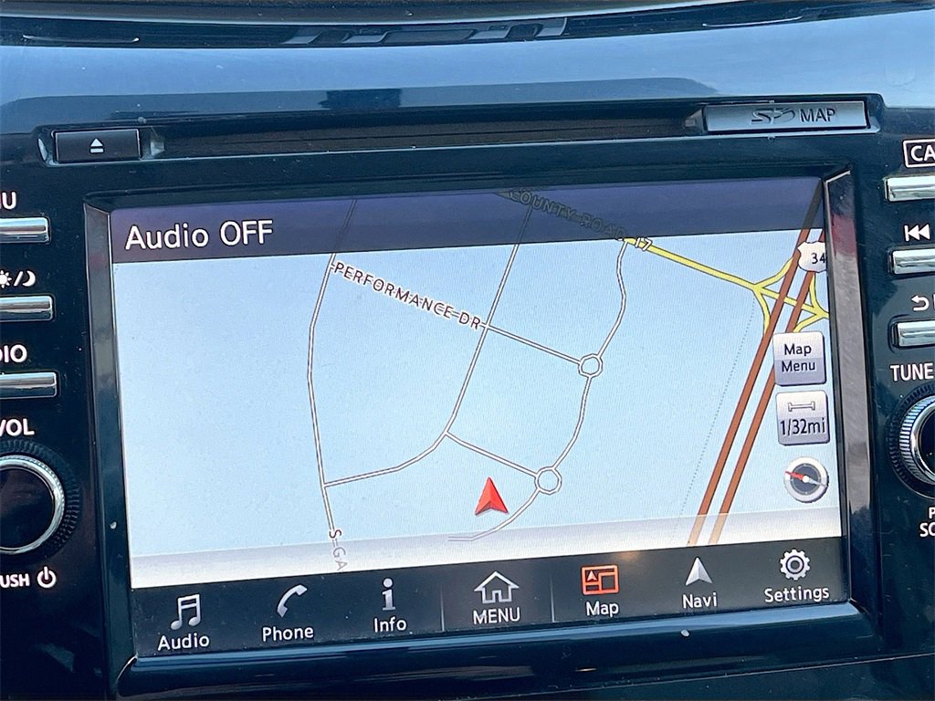 Used 2015 Nissan Murano Platinum w/ Cargo Package w/Cover image 13