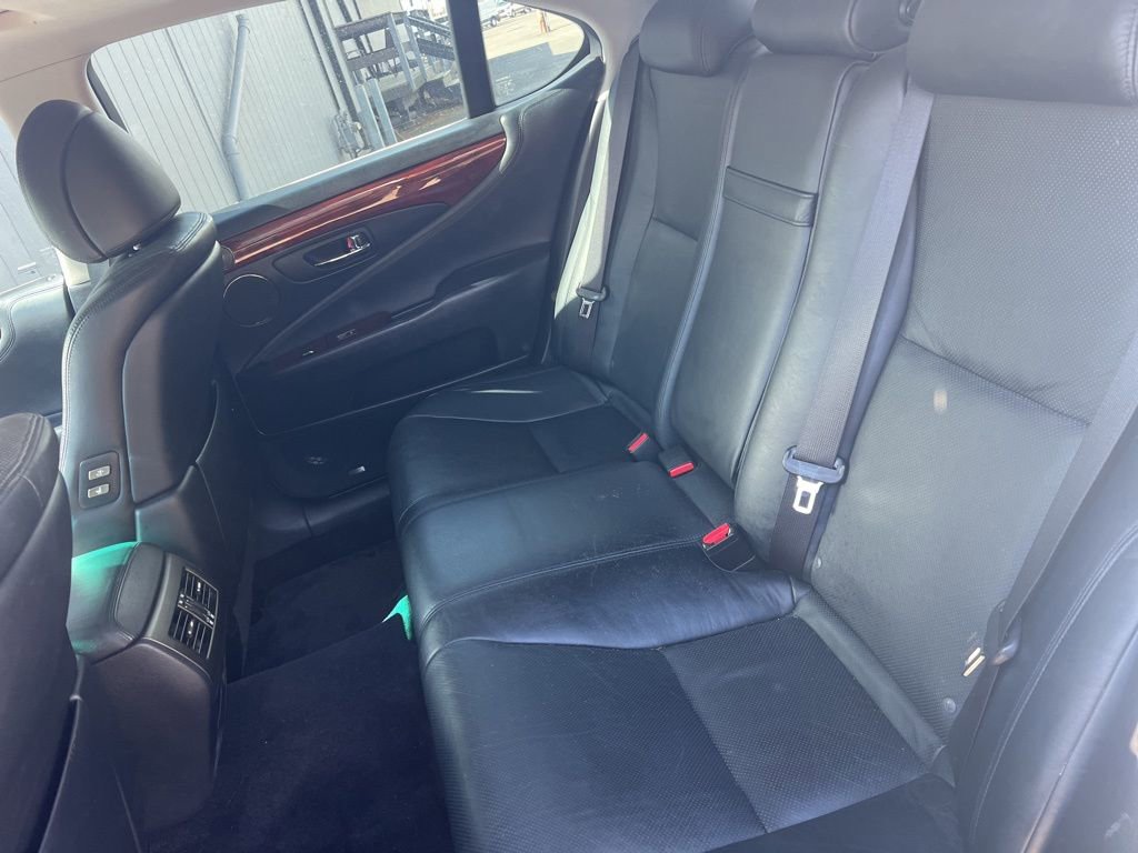 Used 2012 Lexus LS 460 w/ Luxury Value Edition image 8