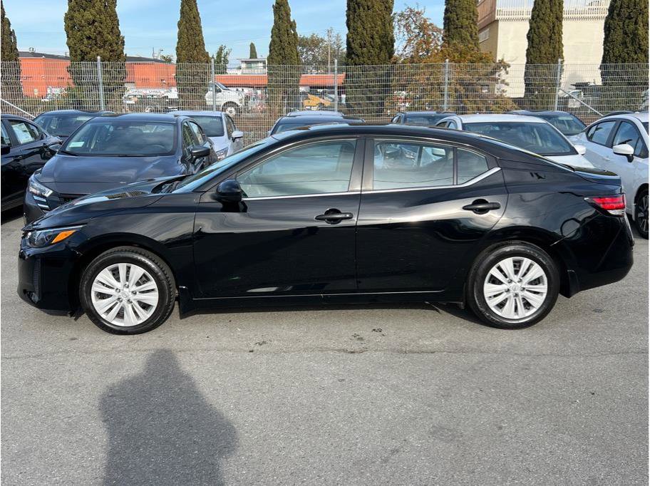 Used 2024 Nissan Sentra S image 7