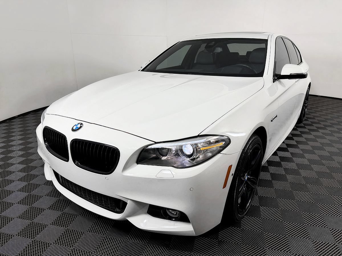 Used 2015 BMW 535i xDrive Sedan AWD/4WD image 3