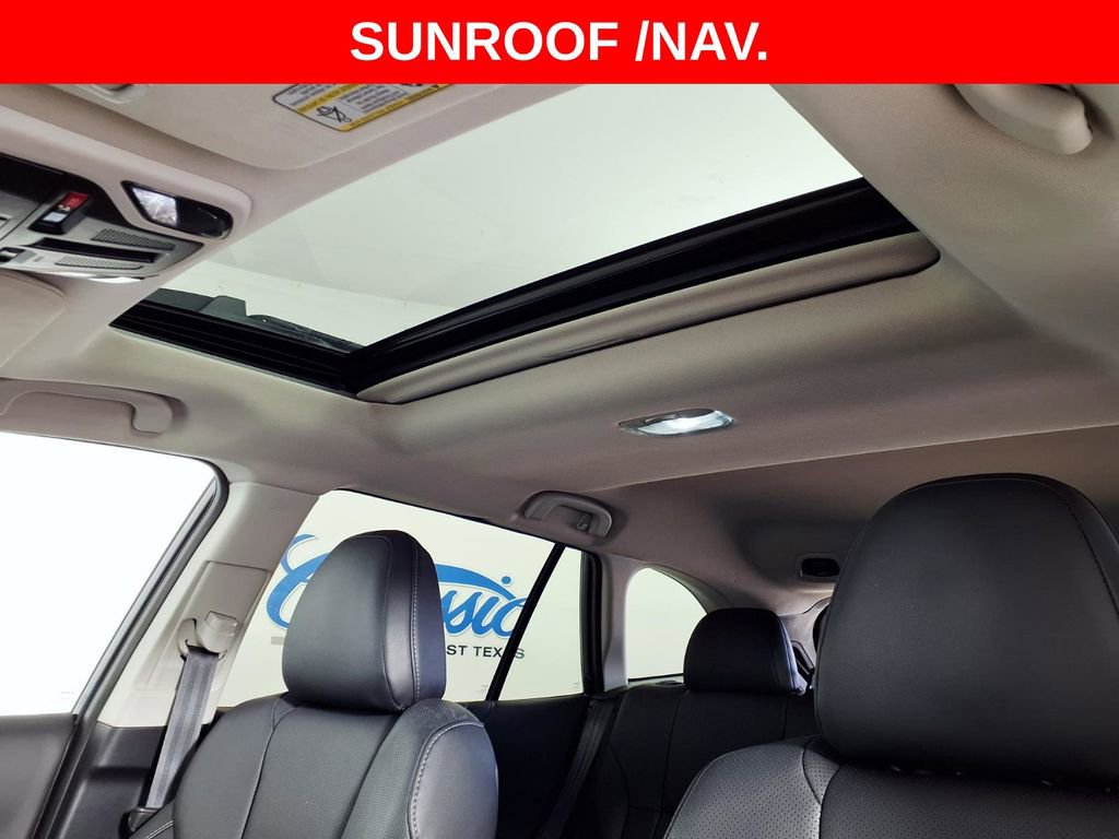 Used 2022 Subaru Outback Limited image 16