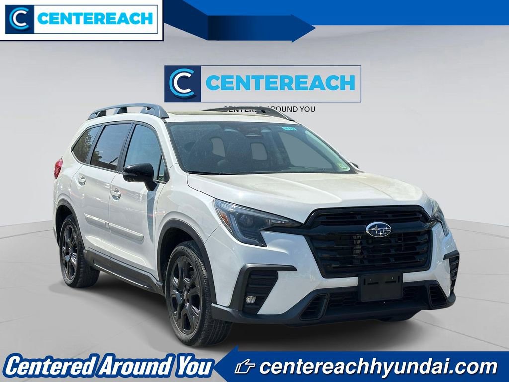Used 2023 Subaru Ascent Onyx Edition AWD/4WD image 2