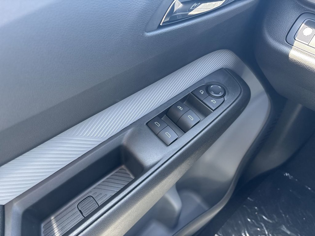 New 2027 Chevrolet Bolt LT w/ Comfort Package FWD image 23