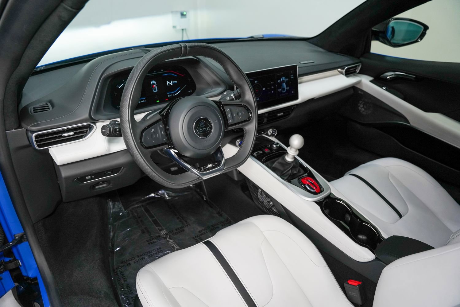 Used 2024 Lotus Emira First Edition image 38