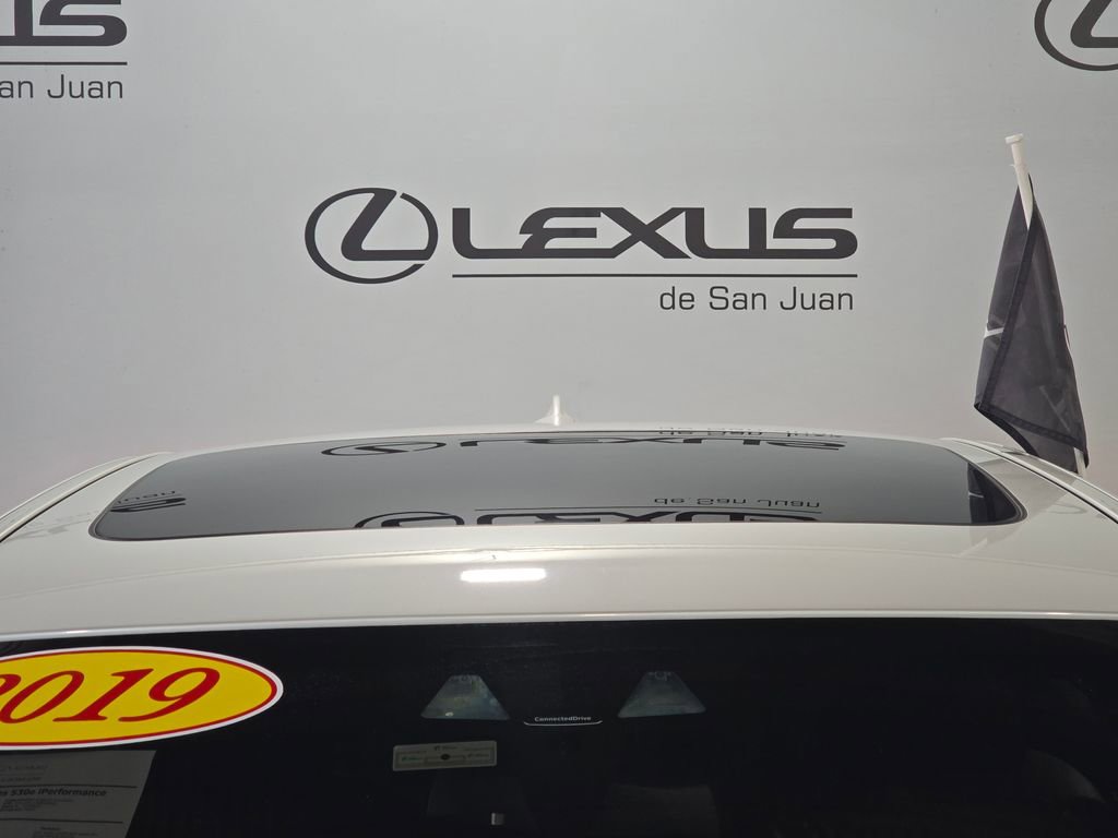 Used 2019 BMW 530e w/ Convenience Package image 7