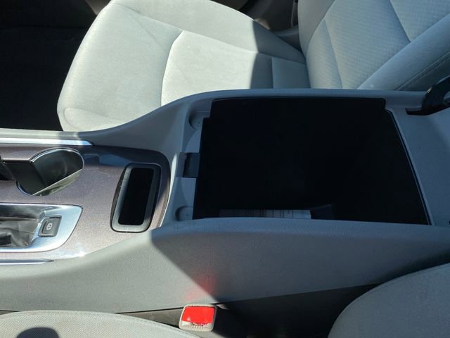 Used 2022 Chevrolet Malibu LT FWD image 14