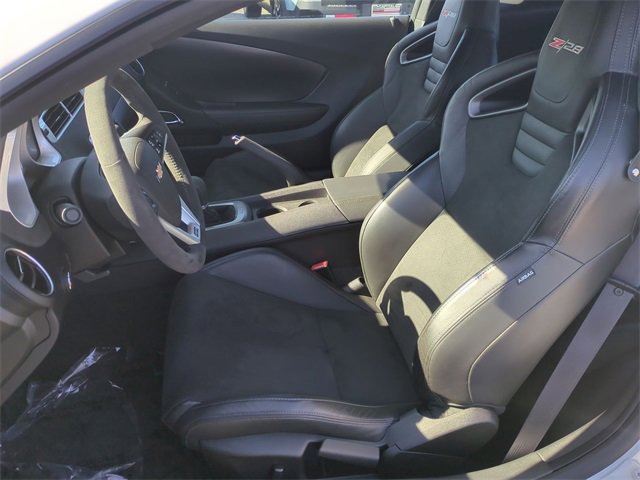 Used 2015 Chevrolet Camaro Z/28 image 11