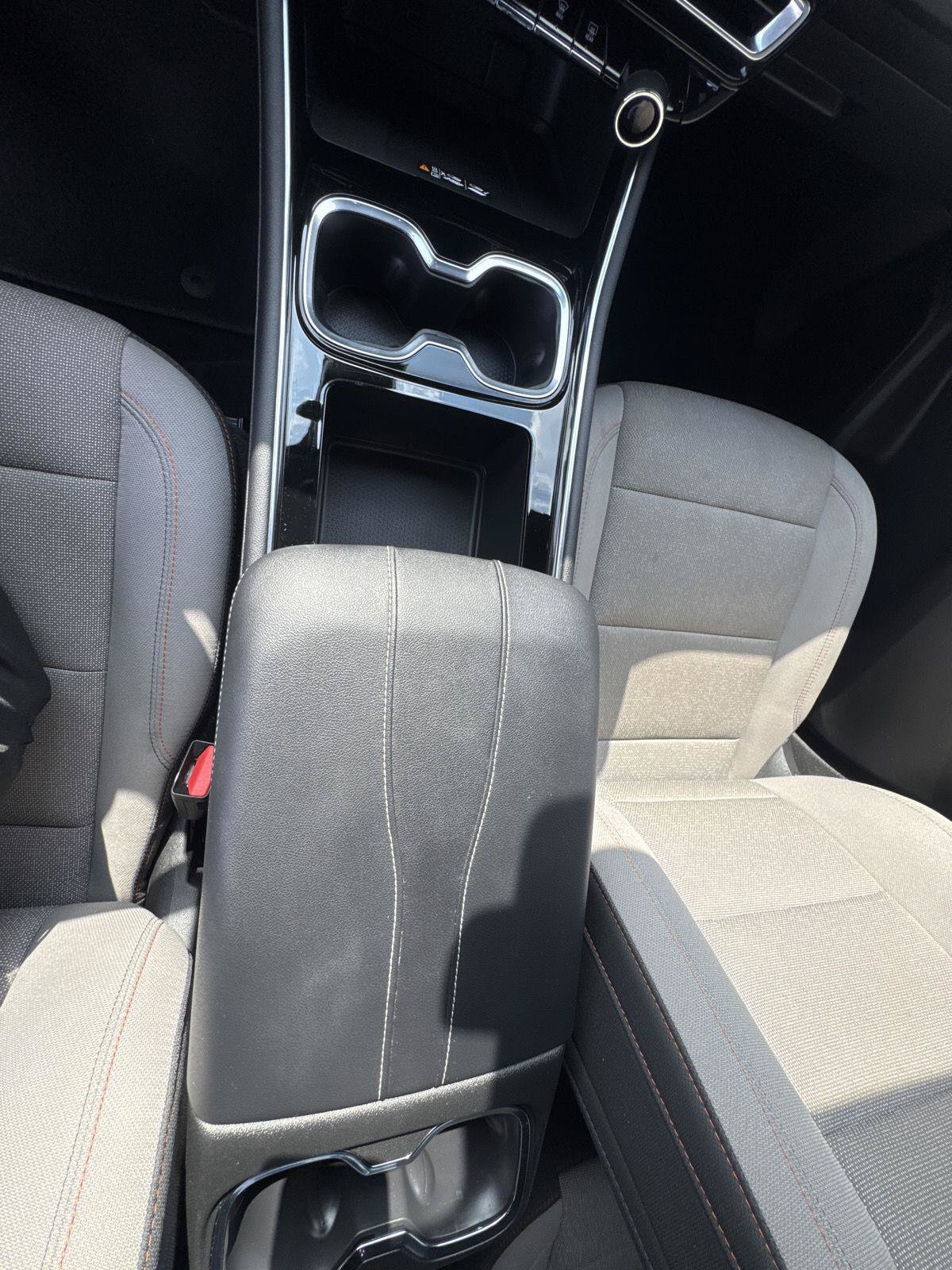 Used 2026 Chevrolet Traverse LT w/ Driver Confidence Package FWD image 25