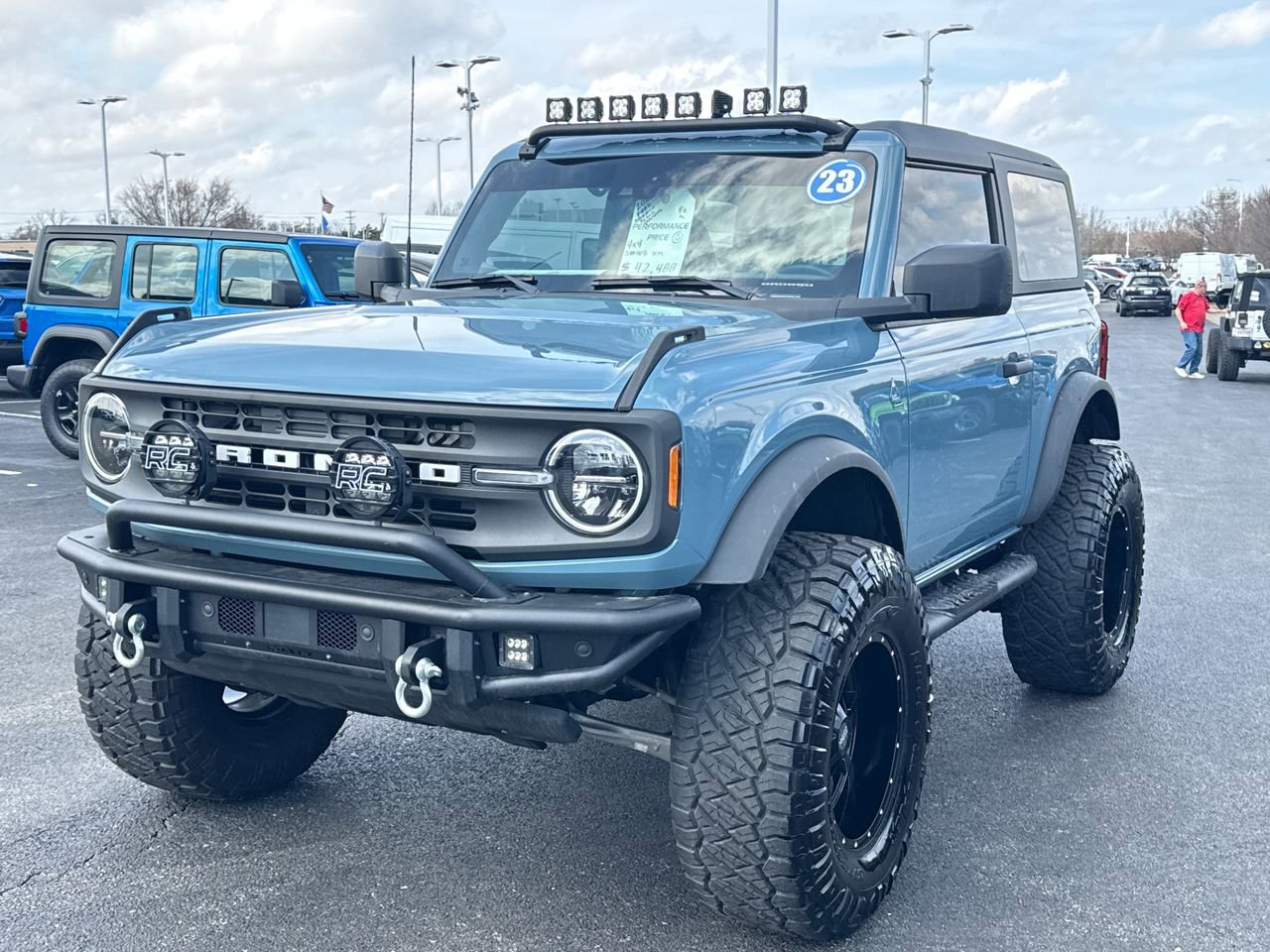 Used 2023 Ford Bronco Black Diamond image 7