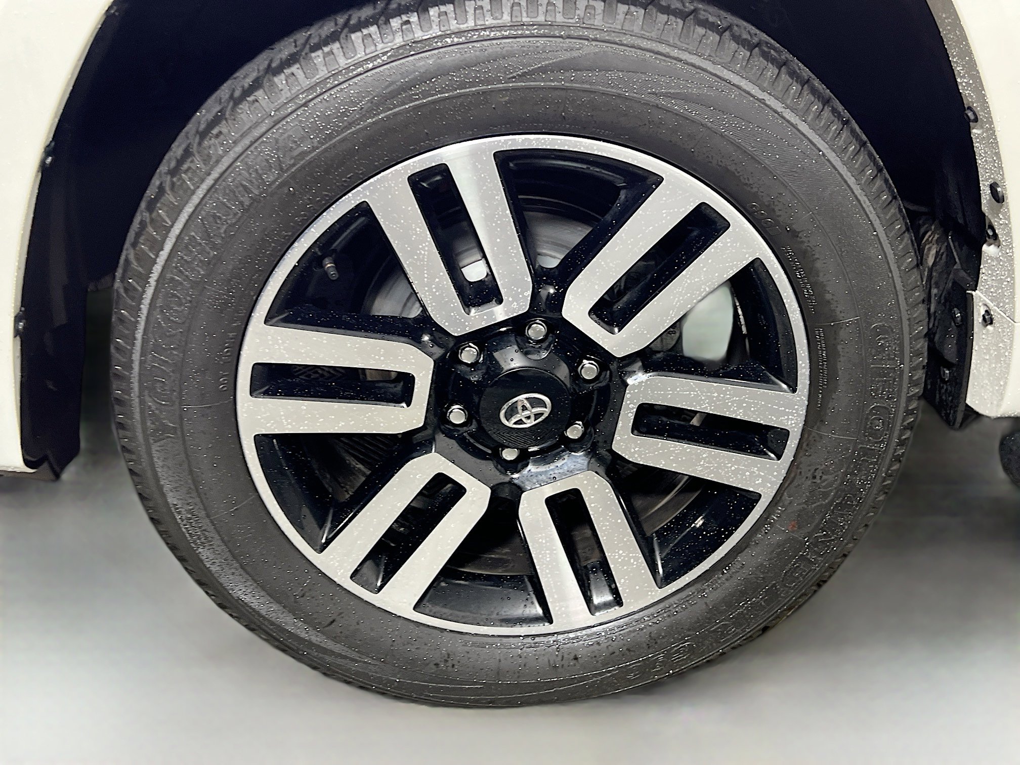 Used 2022 Toyota 4Runner Limited RWD image 14