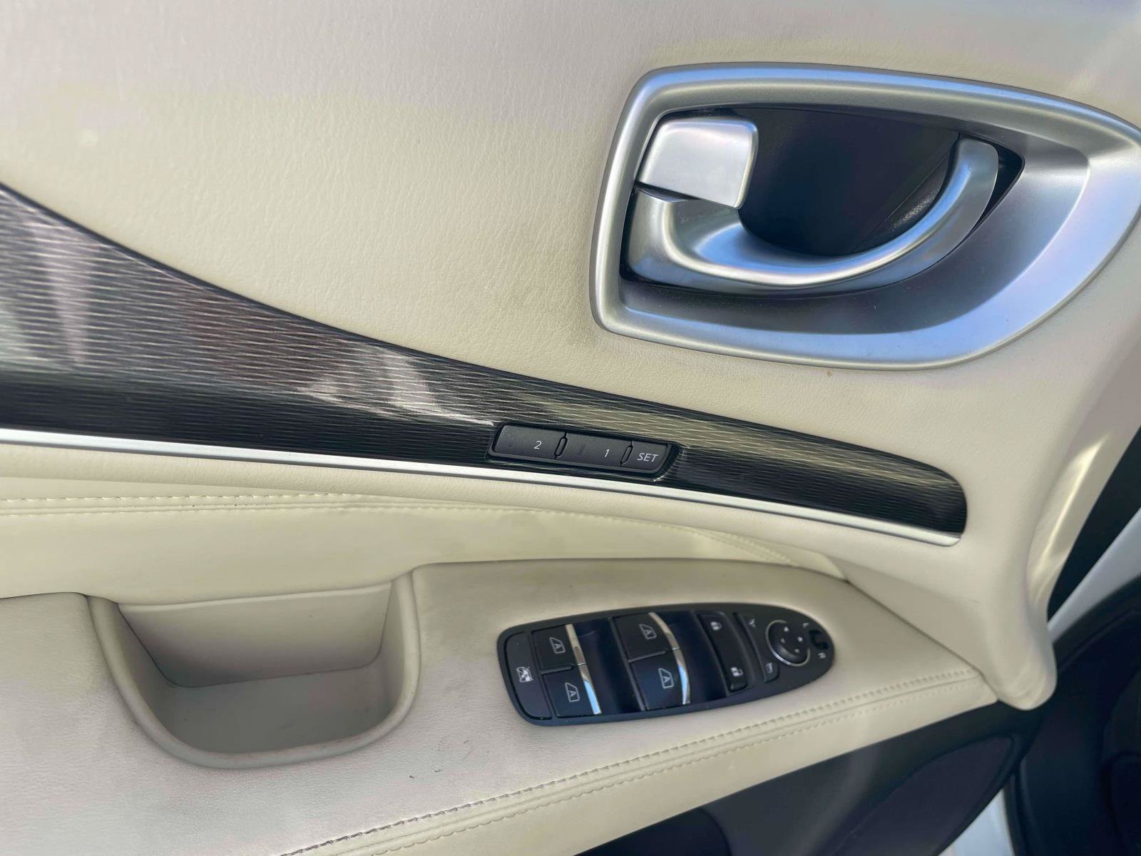 Used 2019 INFINITI QX60 Luxe w/ Essential Package AWD/4WD image 11