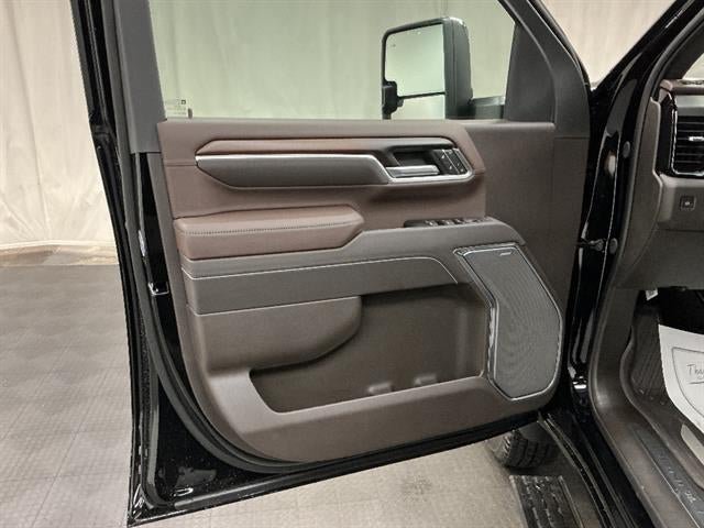 New 2026 GMC Sierra 3500 Denali w/ Denali Reserve Package AWD/4WD image 23