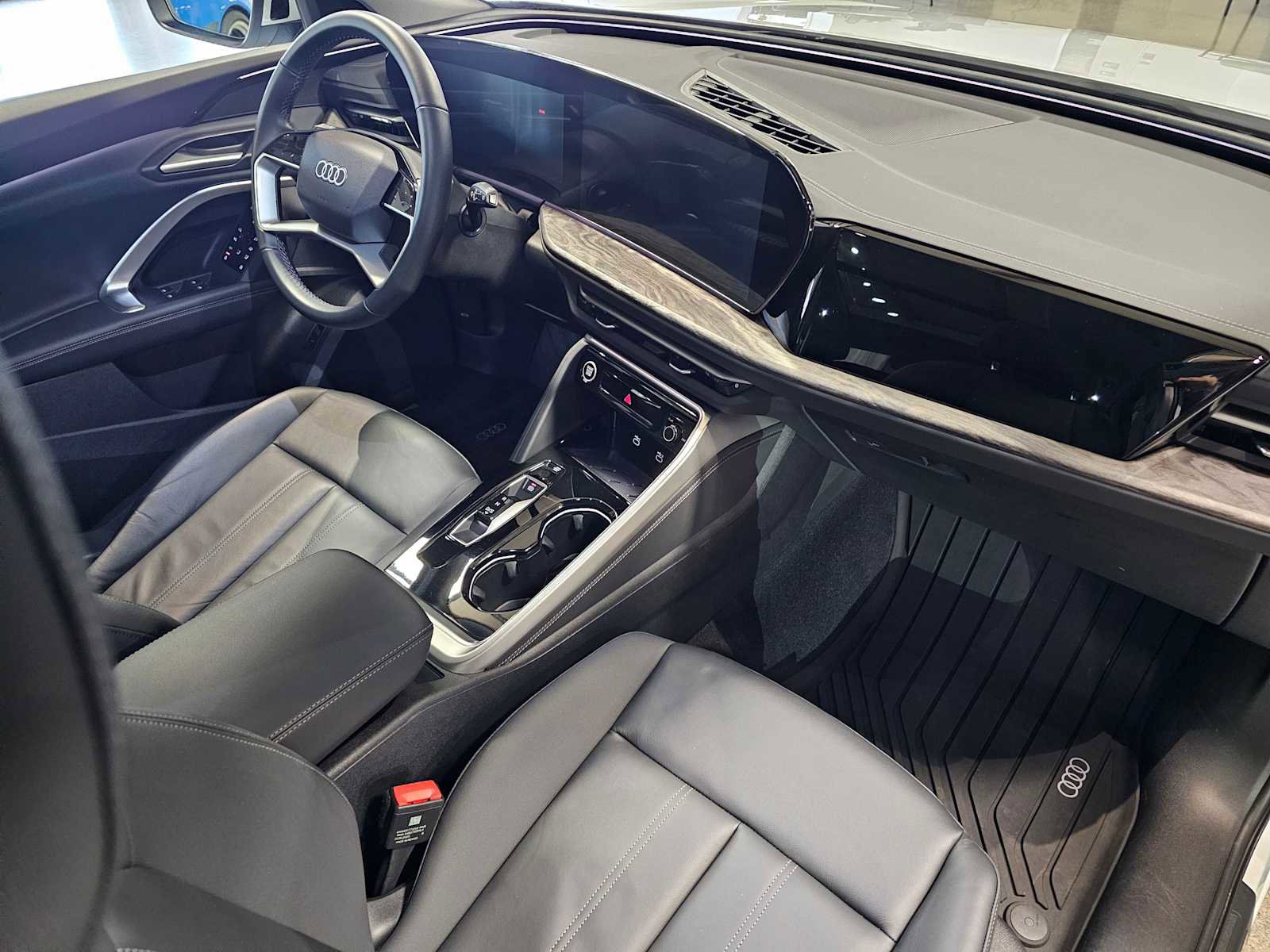 Certified 2025 Audi Q5 Premium image 11