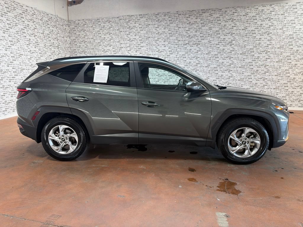 Used 2023 Hyundai Tucson SEL FWD image 8