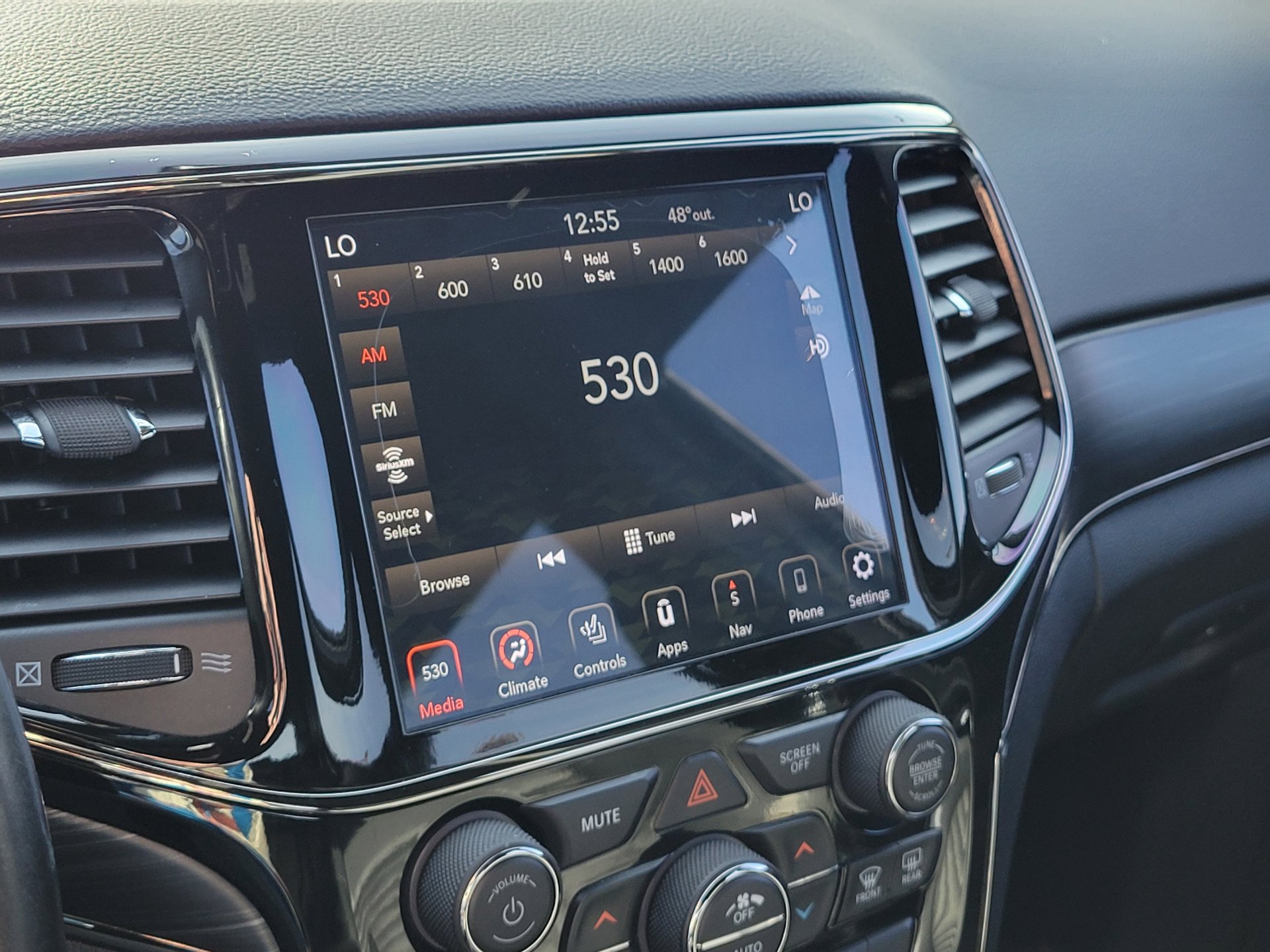 Used 2020 Jeep Grand Cherokee Limited X image 26