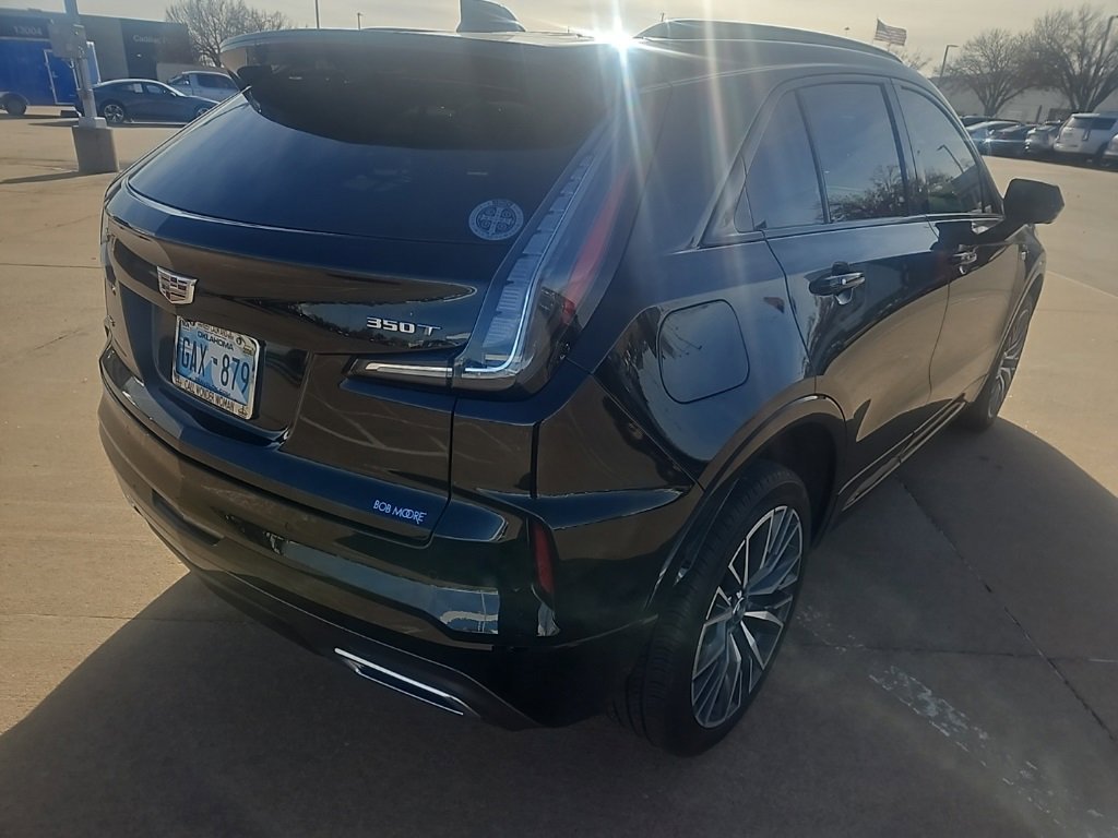 Used 2025 Cadillac XT4 Sport image 4
