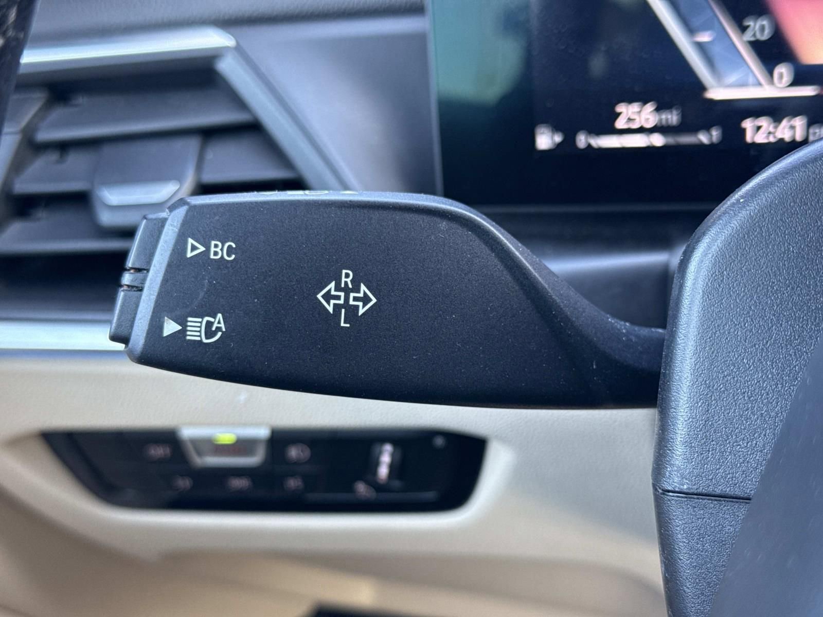 Used 2024 BMW 430i Convertible image 14