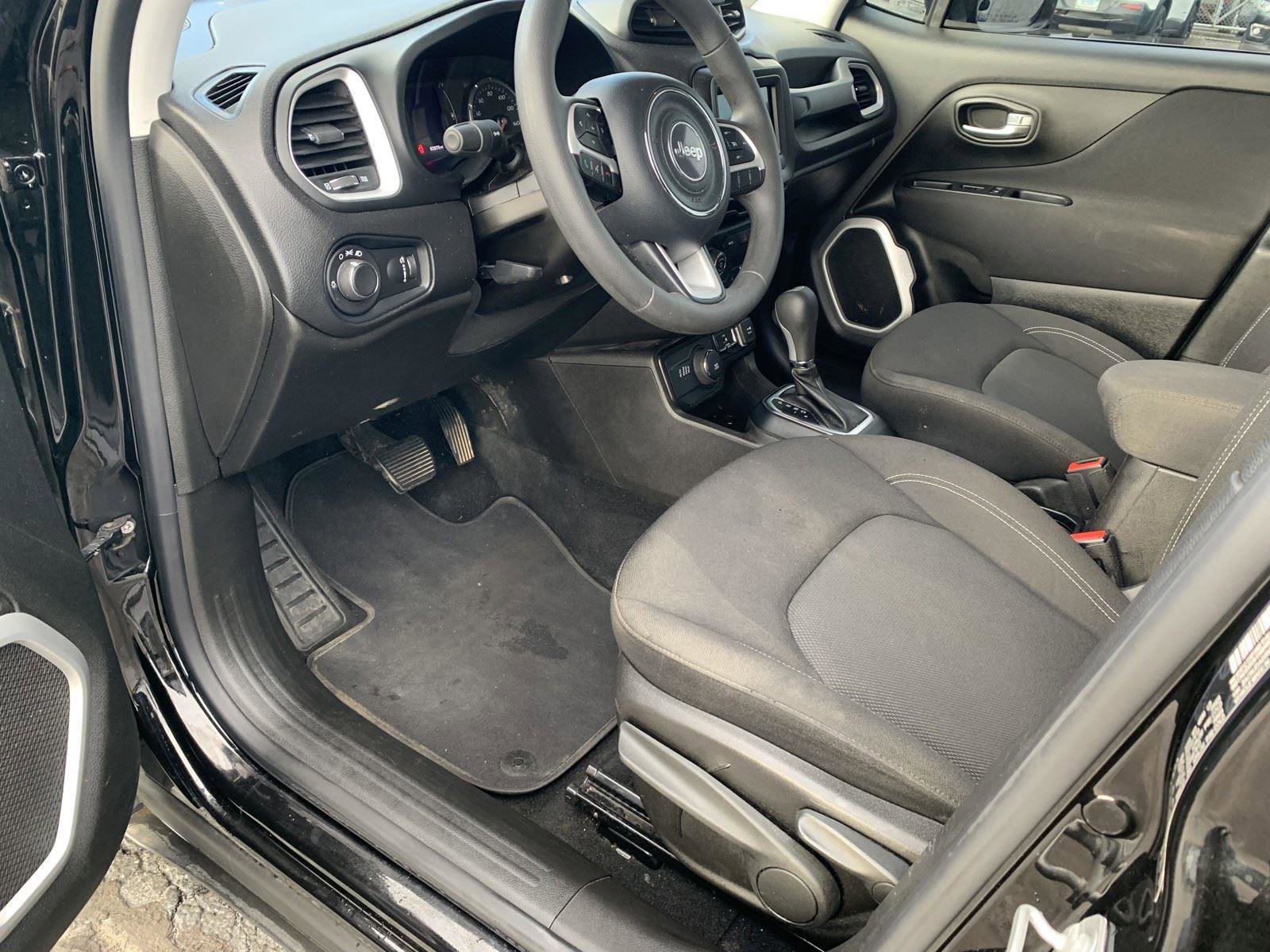 Used 2021 Jeep Renegade Sport image 14