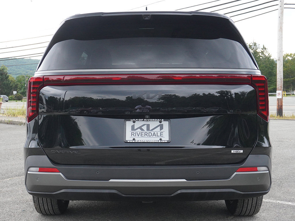 Used 2025 Kia Carnival SX Prestige FWD image 14