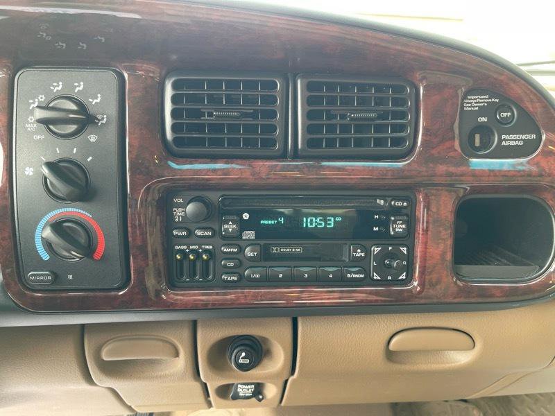 Used 1999 Dodge Ram 1500 Truck 4x4 Quad Cab image 31