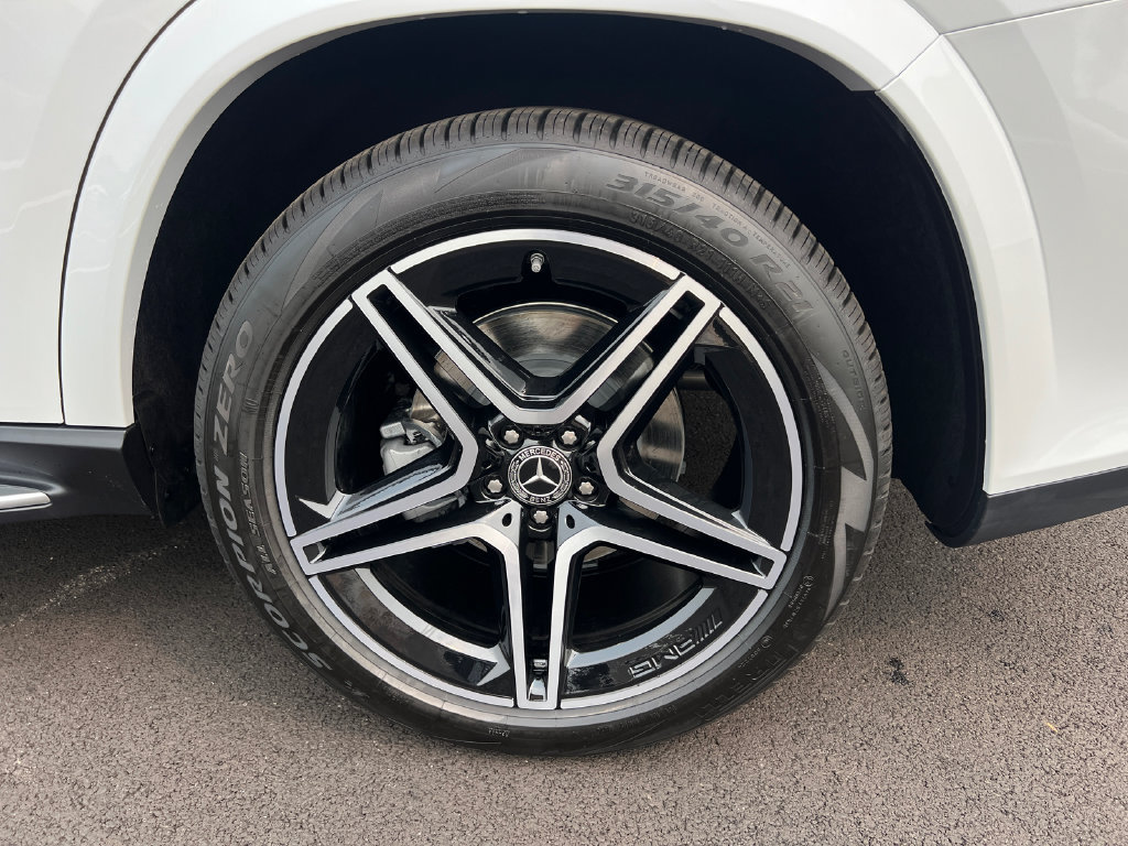 New 2026 Mercedes-Benz GLS 450 4MATIC image 36