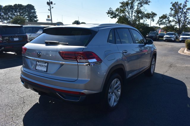 Used 2022 Volkswagen Atlas Cross Sport SE image 5