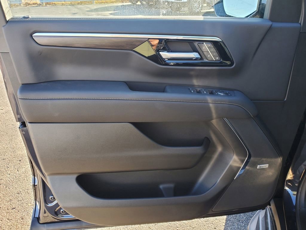 New 2026 Chevrolet Tahoe Premier w/ Sun And Tow Package image 9