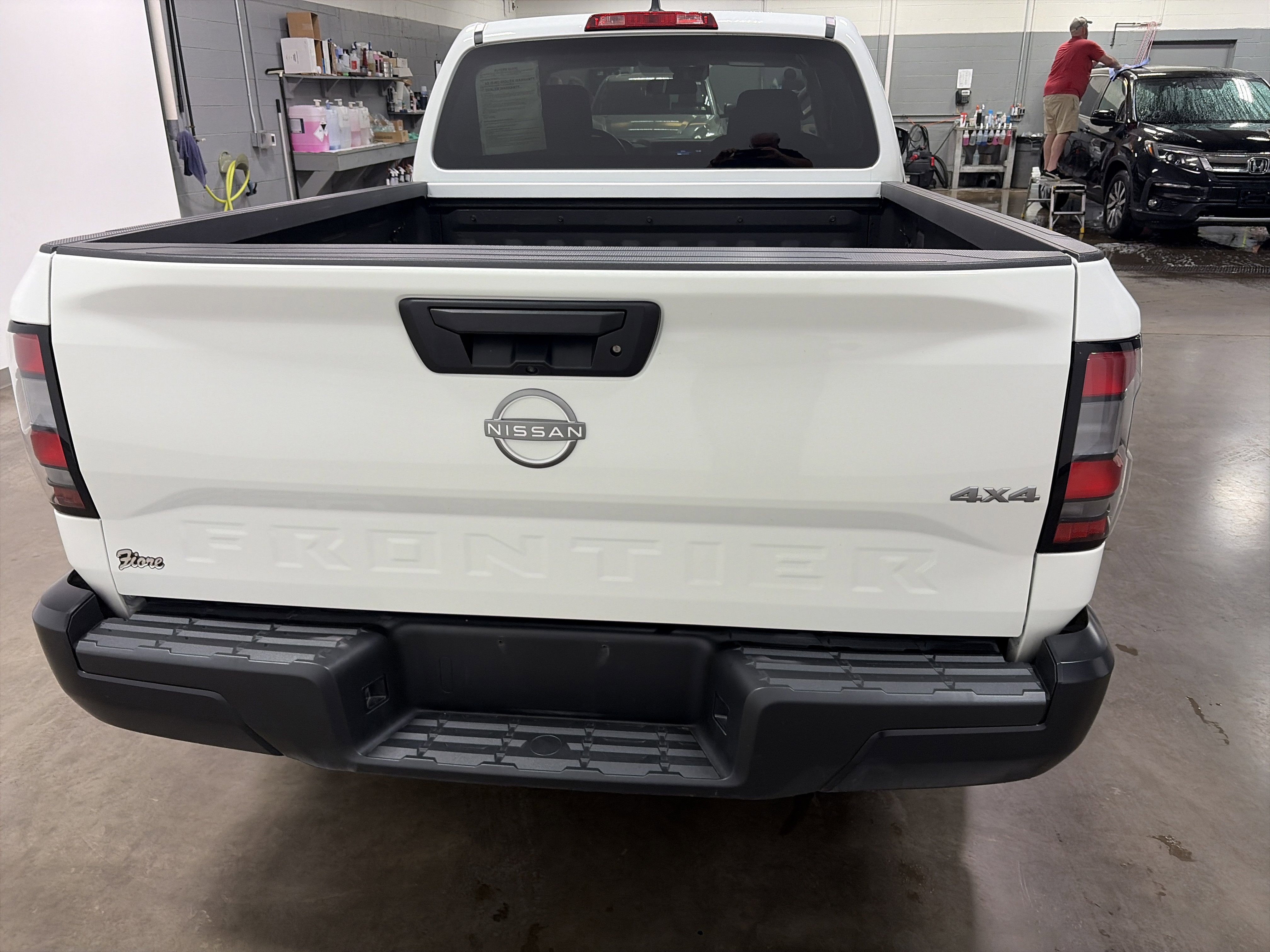 Used 2024 Nissan Frontier S w/ S Utility Package AWD/4WD image 4