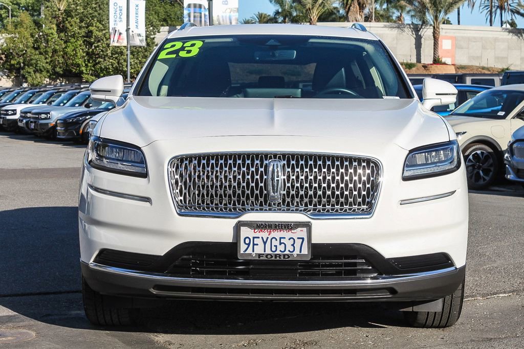 Used 2023 Lincoln Nautilus FWD w/ Premium Package image 2