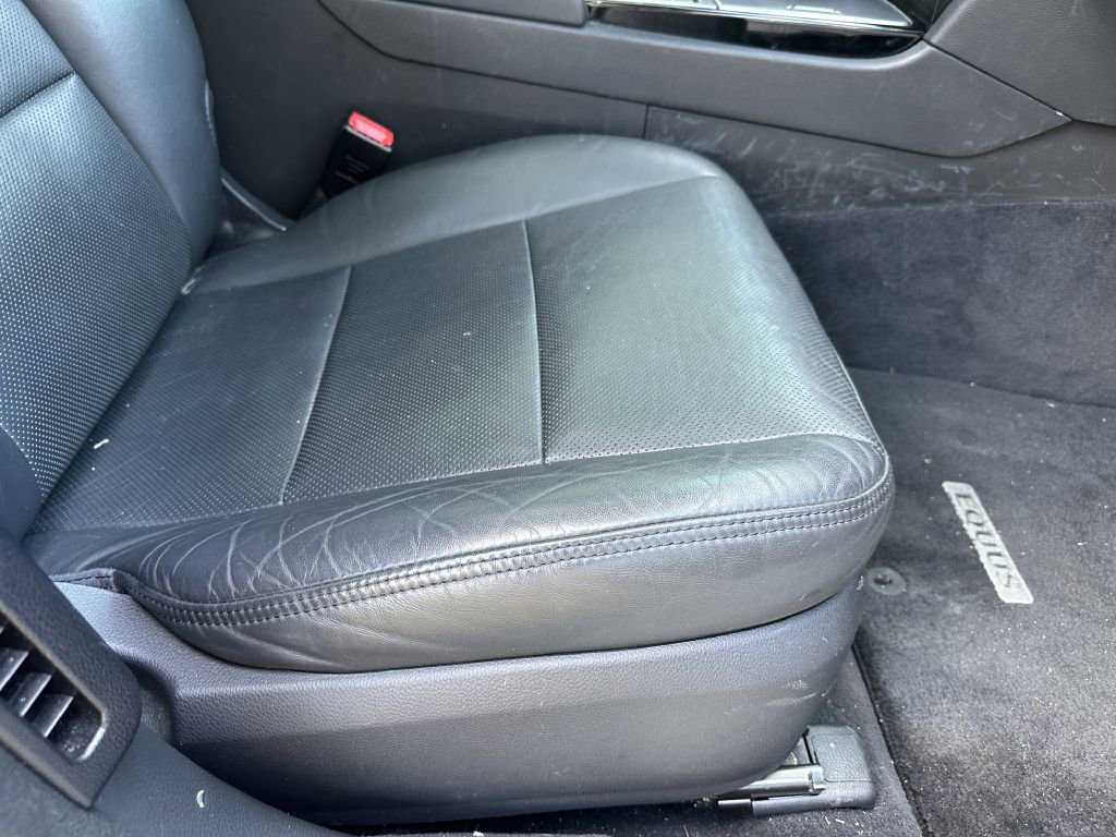 Used 2015 Hyundai Equus Signature RWD image 21