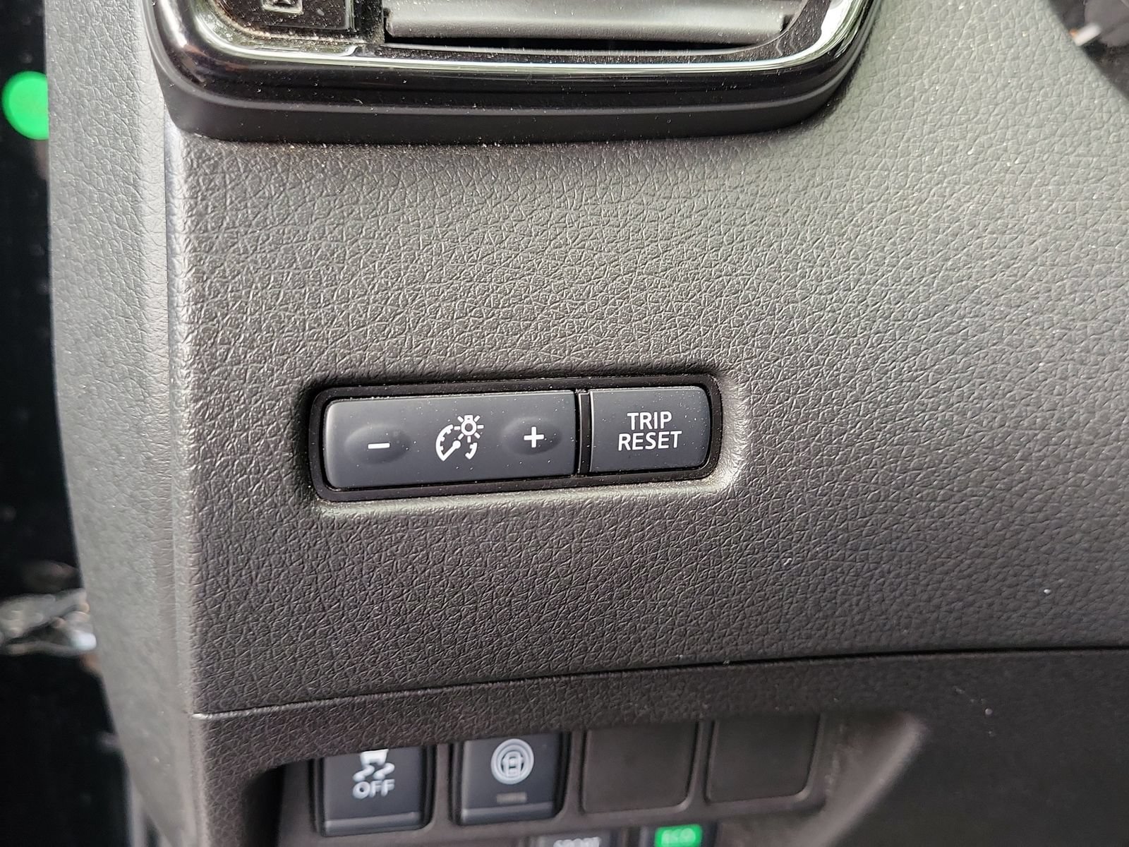 Used 2021 Nissan Rogue Sport S FWD image 8