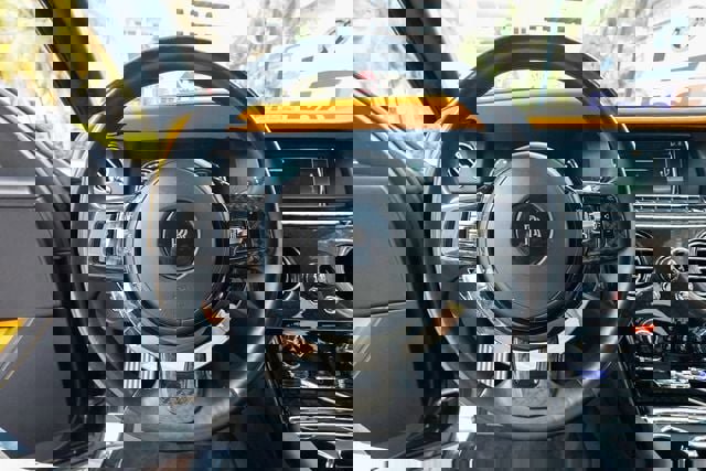 Used 2020 Rolls-Royce Cullinan Black Badge image 57