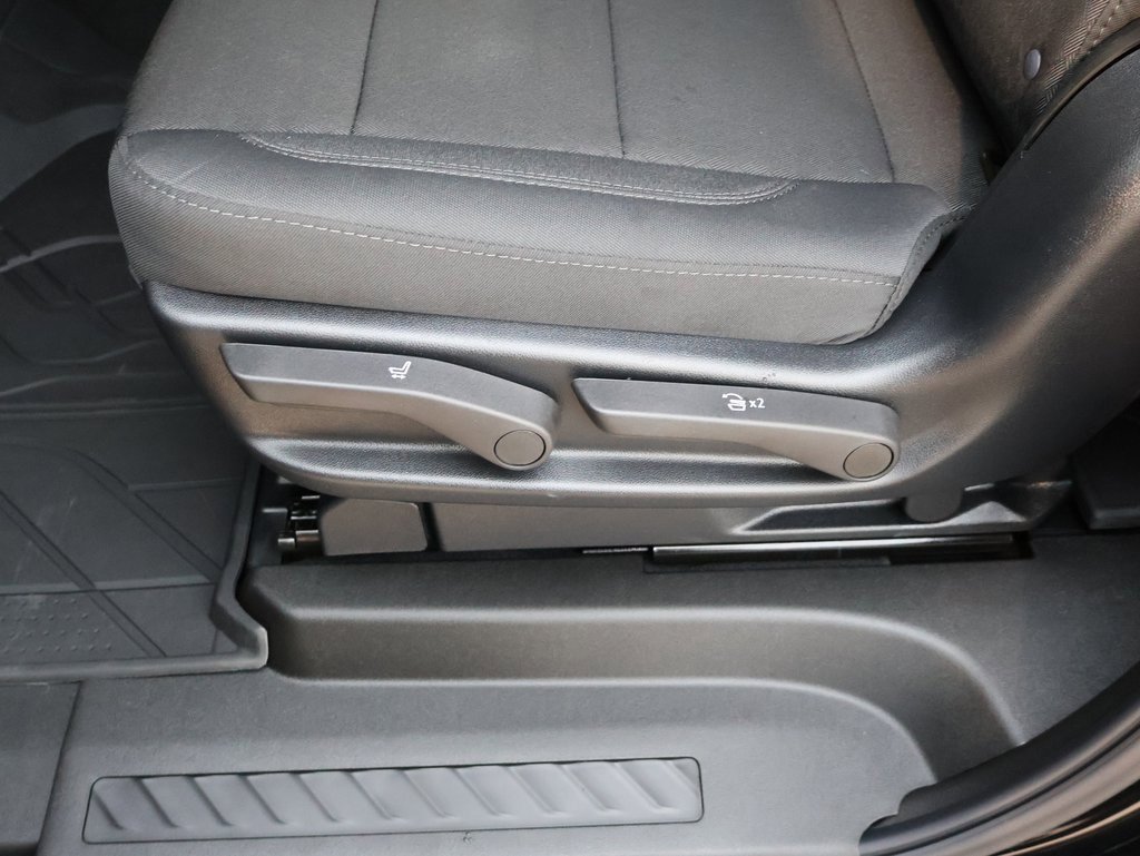 New 2026 Chevrolet Suburban LS image 29