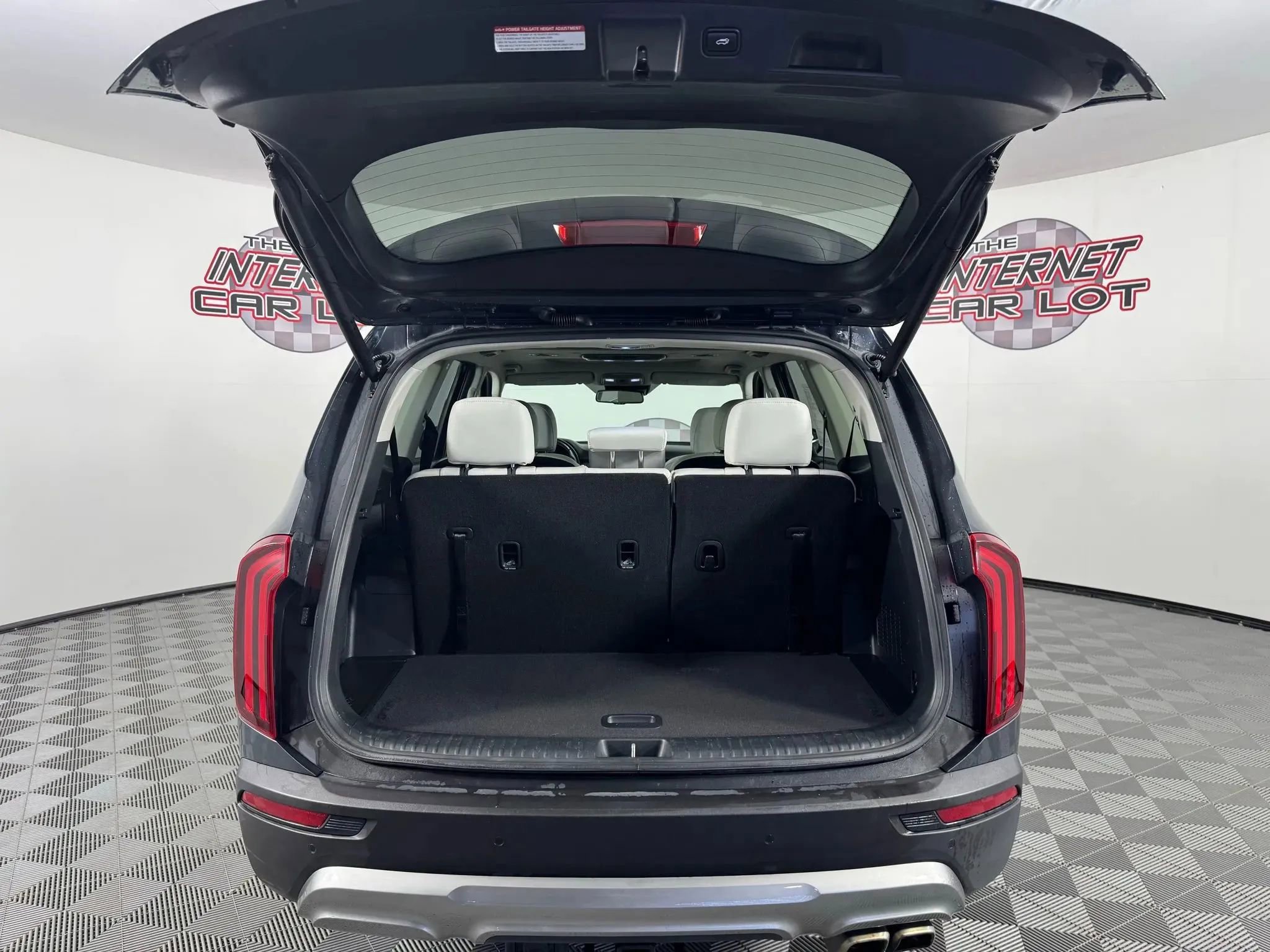 Used 2022 Kia Telluride EX w/ EX Premium Package AWD/4WD image 29