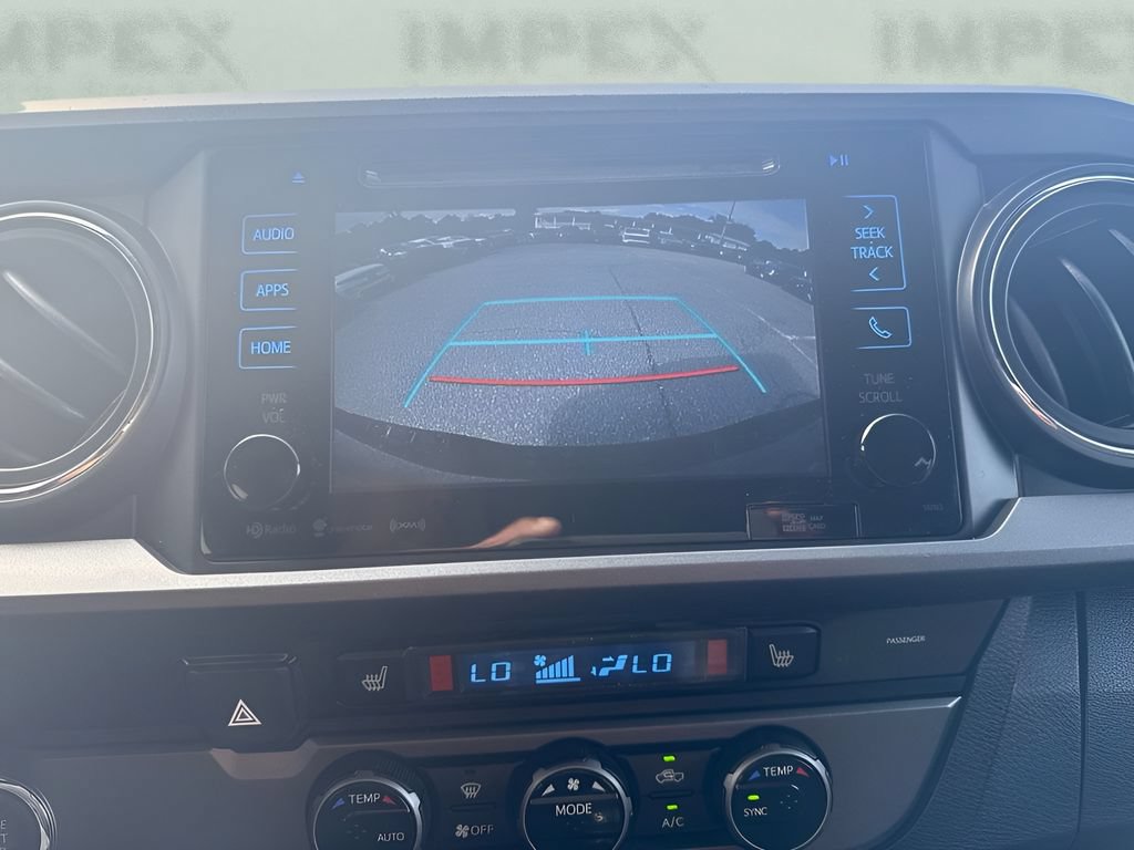 Used 2016 Toyota Tacoma SR5 RWD image 11