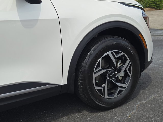 Certified 2025 Kia Sportage LX AWD/4WD image 11