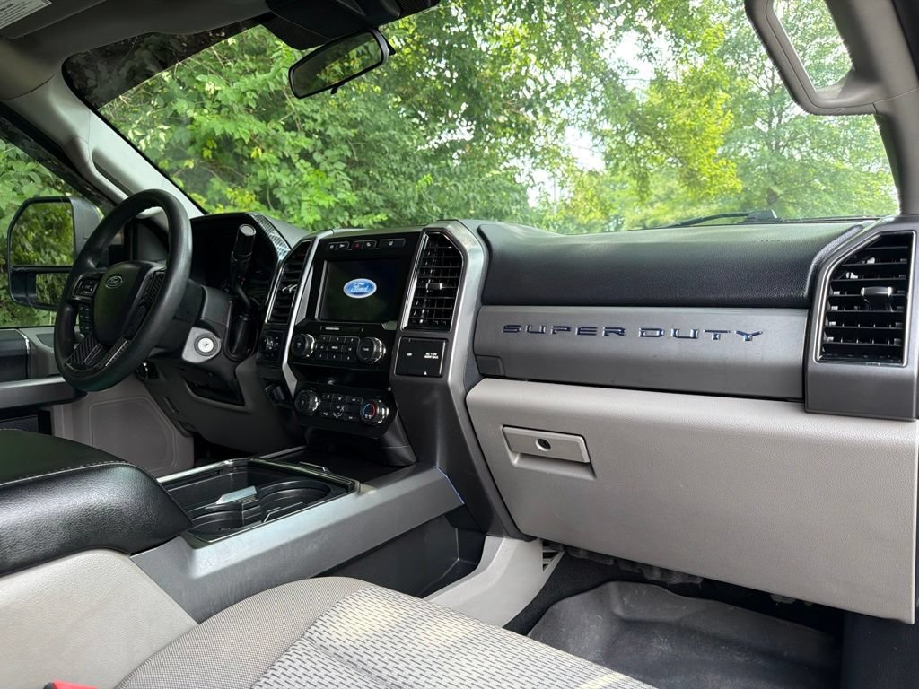 Used 2020 Ford F250 XLT w/ Tremor Off-Road Package AWD/4WD image 40