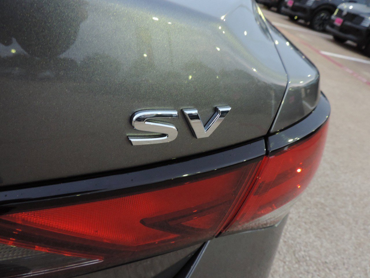 Certified 2024 Nissan Sentra SV FWD image 14
