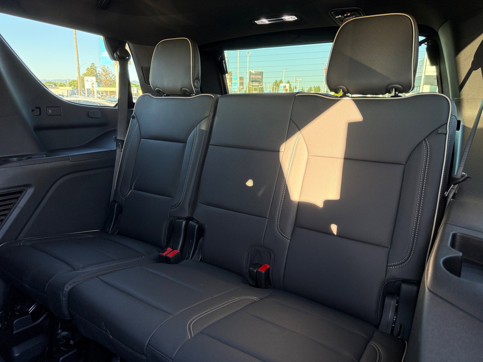 New 2026 GMC Yukon Elevation image 21