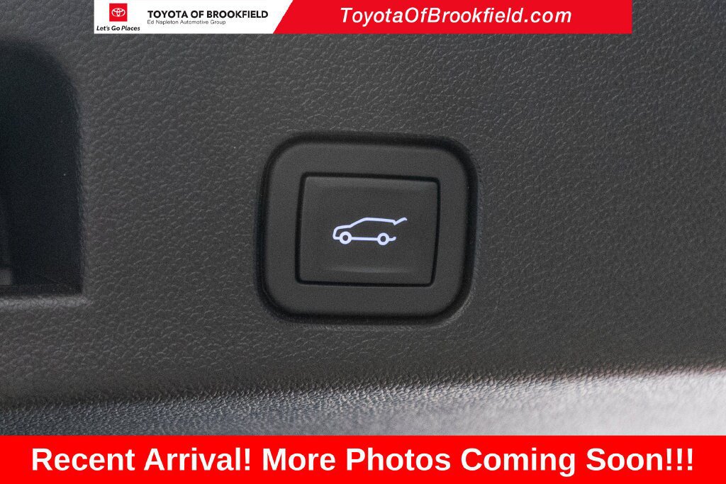 Used 2026 GMC Acadia Elevation w/ Black Edition AWD/4WD image 34