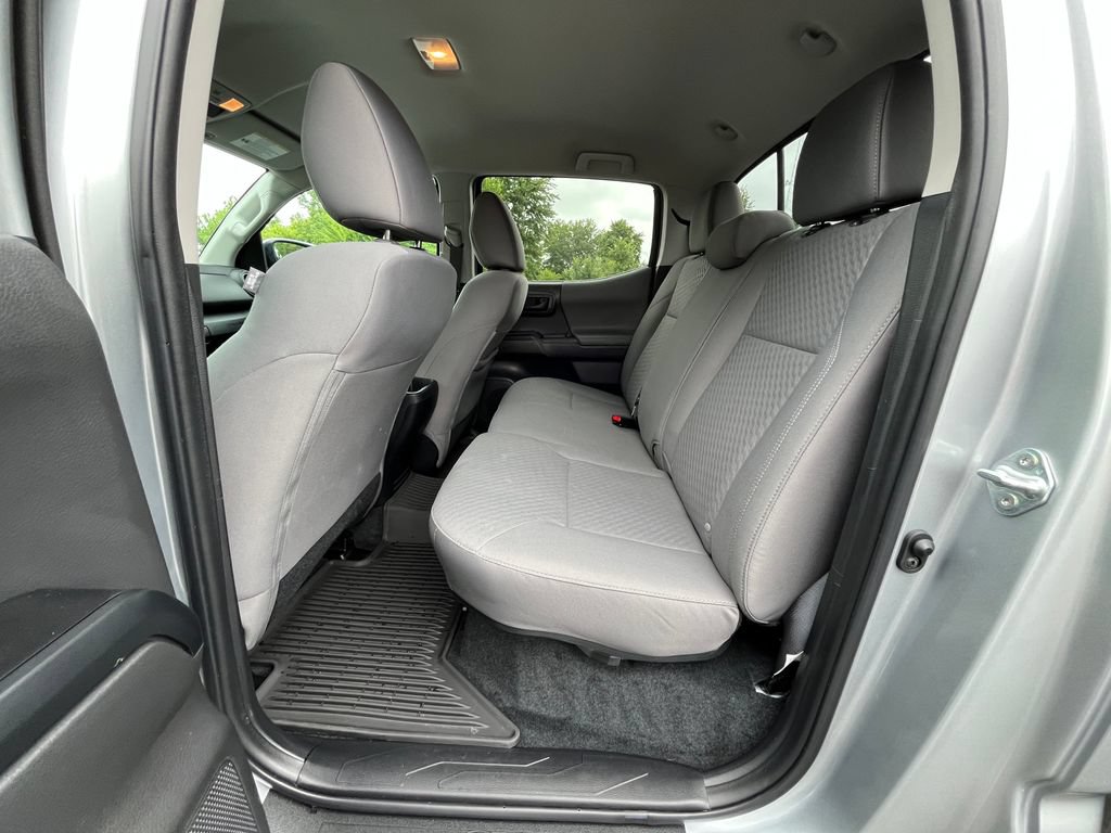 Used 2023 Toyota Tacoma SR AWD/4WD image 17