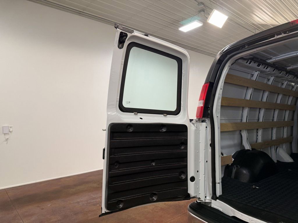 Used 2024 GMC Savana 2500 w/ Driver Convenience Package image 78