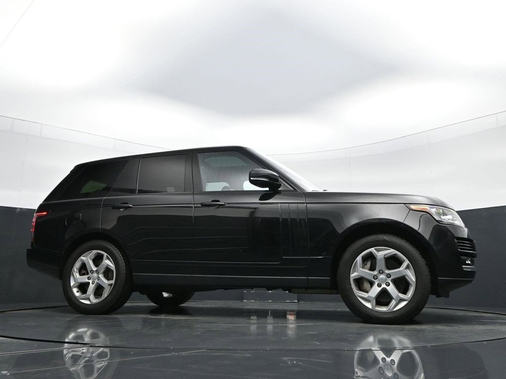 Used 2016 Land Rover Range Rover Supercharged AWD/4WD image 27