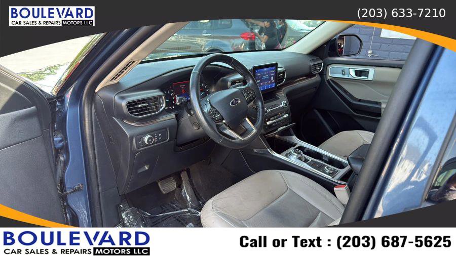 Used 2020 Ford Explorer Limited w/ Class III Trailer Tow Package image 32