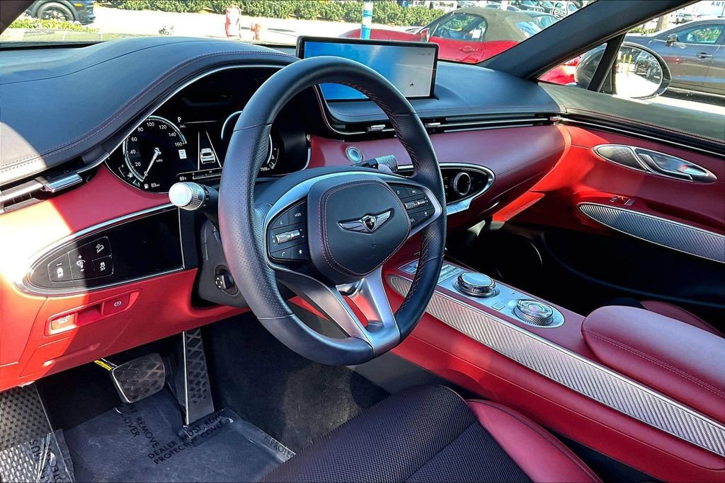 Used 2025 Genesis GV70 2.5T Sport Prestige w/ Sport Prestige Package image 9