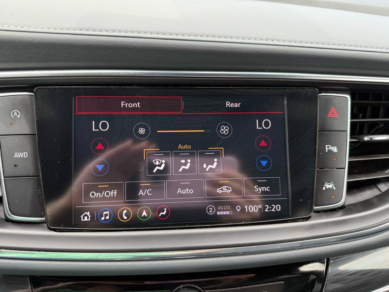 Used 2022 Buick Enclave Premium AWD/4WD image 35