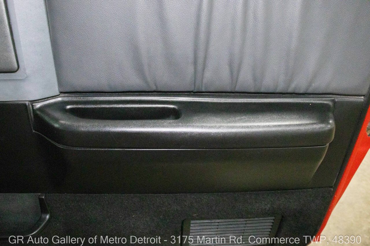 Used 1992 GMC Jimmy AWD/4WD image 38