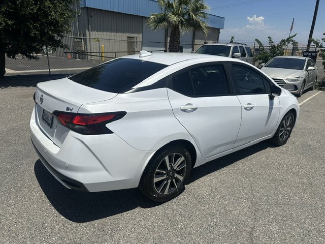 Used 2024 Nissan Versa SV FWD image 11